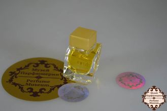 V'E Versace EDP | 4ml — Редкая Винтажная Миниатюра купить онлайн | Интернет Магазин Парфюмерии