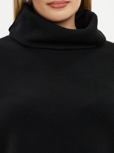 Джемпер черный с высоким воротом