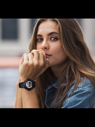 Часы Casio G-Shock GMD-S6900MC-1ER