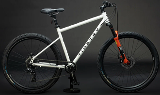Велосипед TT224 / 8ск 26" алюминий белый рама 17"