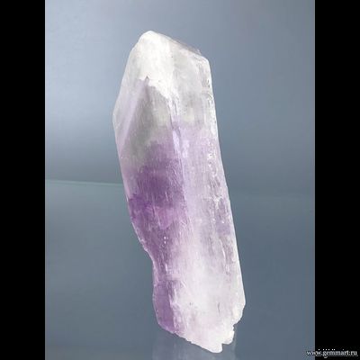 Кунцит (разн. сподумен). Афганистан. 84*35*27мм