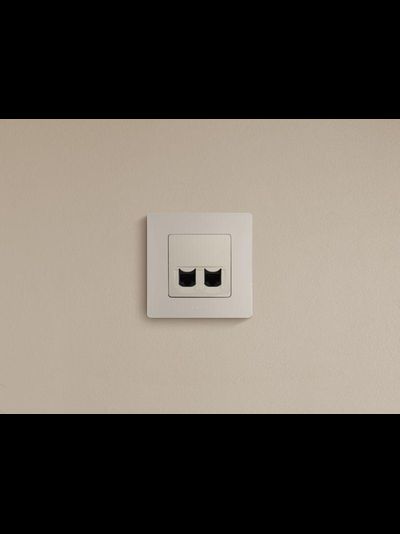 Розетки и выключатели Legrand ETIKA