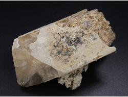 Данбурит в кварцевой рубашке, коллекционный образец, Россия, Дальнегорск (72*49*33 мм, 154 г) №26017