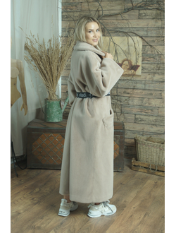 Меховая шуба цвет бежевый модель 106