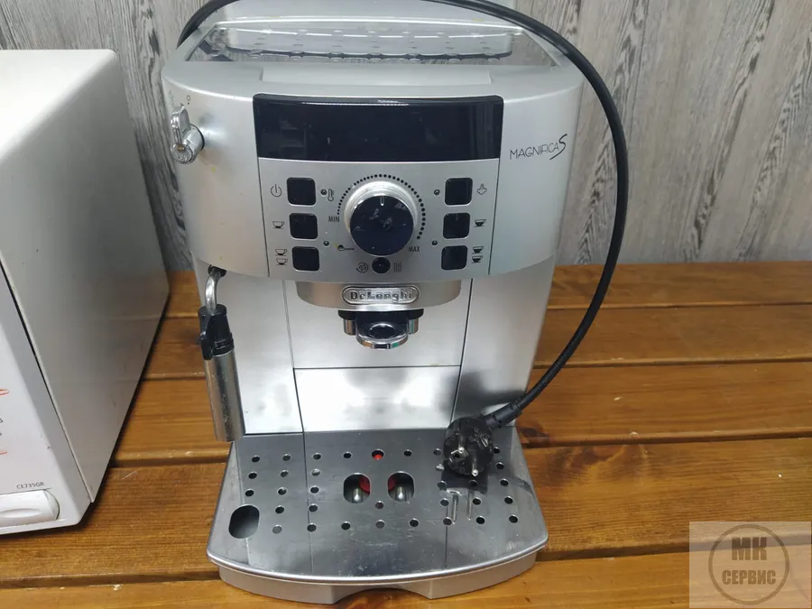 Кофемашина Delonghi неисправность: мигает индикатор нагрева, но не нагревает.