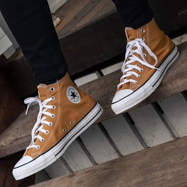 CONVERSE CHUCK TAYLOR ALL STAR SEASONAL HIGH IN AMBER BREW