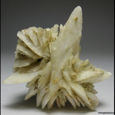 Кальцит псевдоморфоза по глаубериту. Camp Verde. Arizona. USA . 44*37*25мм