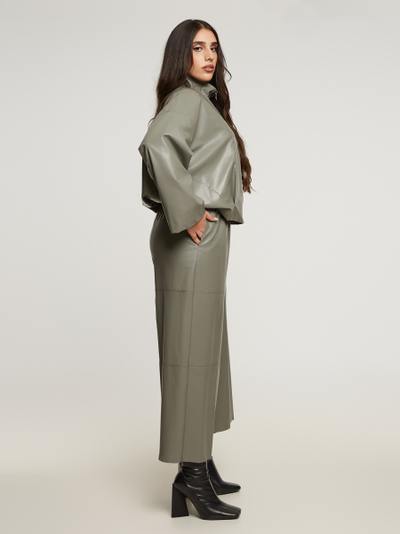 Брюки серые из экокожи