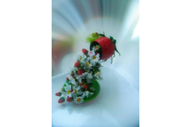 Работа Оксаны Галицыной. Использован молд "Клубника NEW"