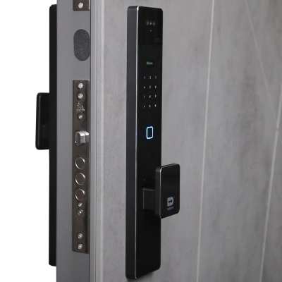 Стальная дверь   Дуэт Б с зеркалом (биометрический замок Smart lock К06)