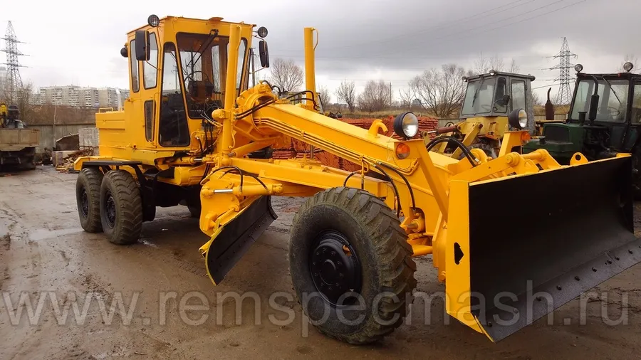 Автогрейдер ДЗ-122Б