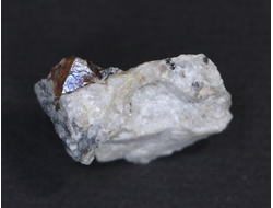 Циркон (кристаллы в породе), Россия, Южный Урал, Вишневые горы (26*17*12 мм, 5 г) №17766