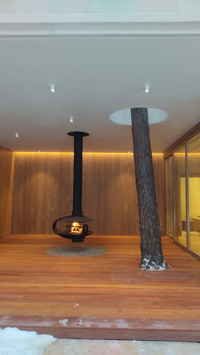 Подвесной открытый  камин  Eneva