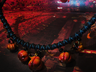 "Время Самайна", комплект украшений (серьги и колье) с тыквами к Хэллоуину