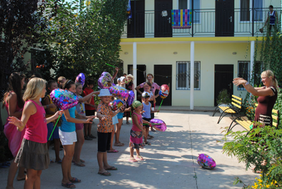 Новофедоровка "Детский лагерь для детей с родителями"