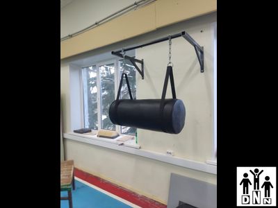 Боксёрский мешок горизонтальный DNN из кожи 90х45 см (Чехол натуральная кожа)