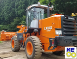 S251318958 стекло заднее Hitachi серия LX