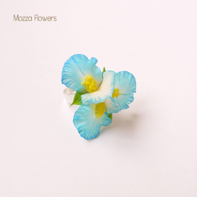 Кольцо с ирисом. Цветы из полимерной глины