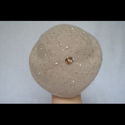 Кремовый женский берет вязаный Vizio Италия 6943