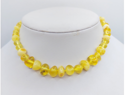Детские бусы из крупного янтаря 26