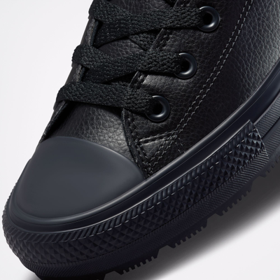 Composite toe outlet chuck taylors