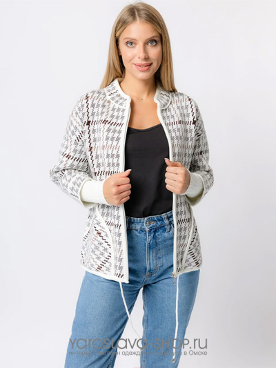 Женский трикотажный жакет в спортивном стиле