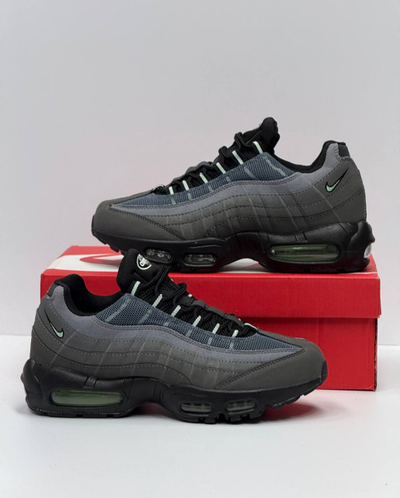 Nike Air Max 95 Black Vapor Green