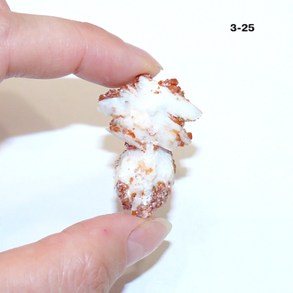 Ванадинит натуральный (щетка) №3-25: 37*27*12мм