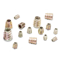 Метизы (футорки, косые шурупы, резьбовые заклепки)