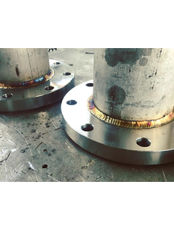 Сварка фланцев и элементов трубопровода