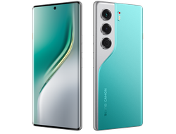 6.78" Смартфон Tecno CAMON 40 Pro 5G 8\256 ГБ зеленый