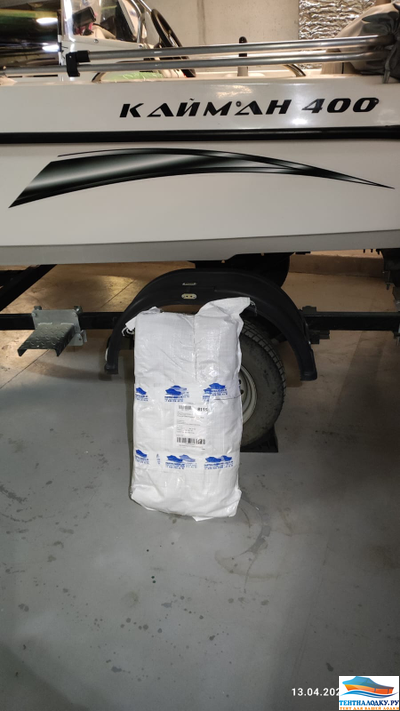 Тент на лодку  Cayman 400
