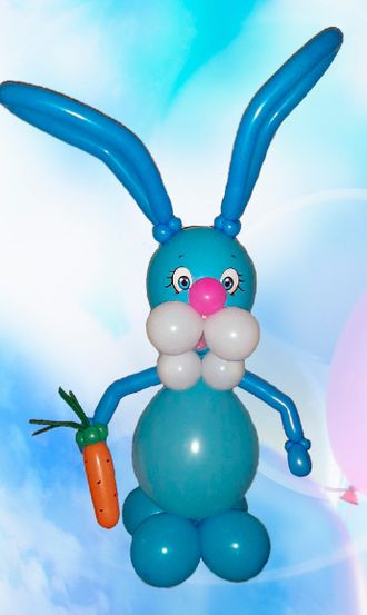 Зайка с морковкой