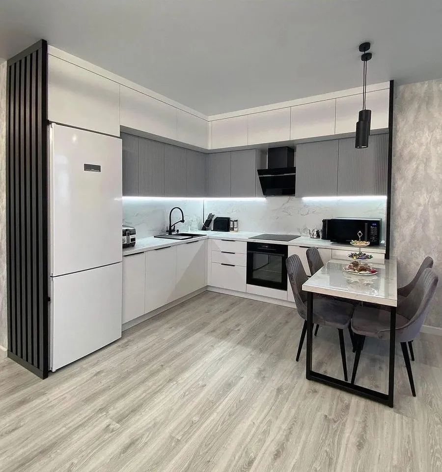 Кухня угловая 3000*3000мм. Материал фасадов МДФ. Срок изготовления от 30 рабочих дней. Цена на момент заказа 174000 руб