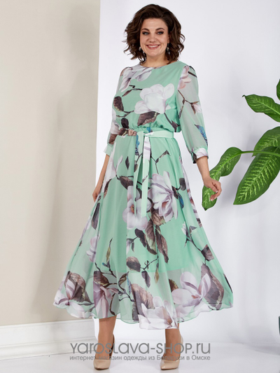 Элегантное шифоновое платье в светло-зеленом цвете с цветочным принтом