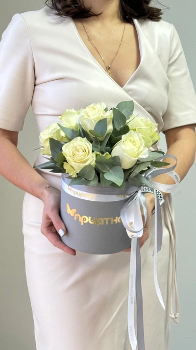 Цветочная композиция цветов на 8 марта № 738