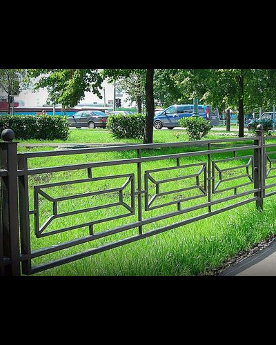 Ограждения в городе