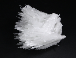 Сколецит, сросток кристаллов, Индия (68*55*48 мм, 93 г) №26181