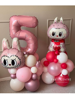 Стойки с Лабубу