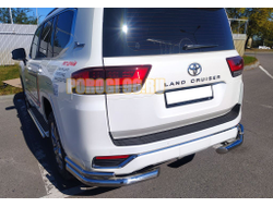 Защита заднего бампера угловая двойная d76/42 для Toyota Land Cruiser 300 (Юбилейная) 2021-