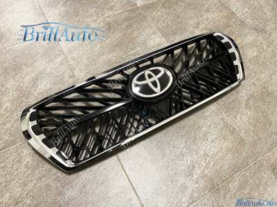 Решетка Toyota Land Cruiser 200 2007-2015 TRD