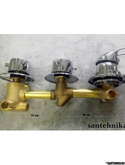 Смеситель для душевой кабины тройной на 3 4 положения, межцентровое расстояние 20 см (10+10) ручки металл