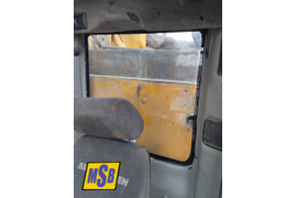 Bauer BG 40, Замена стекол на всей кабине.