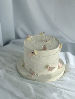 Торт с бабочками