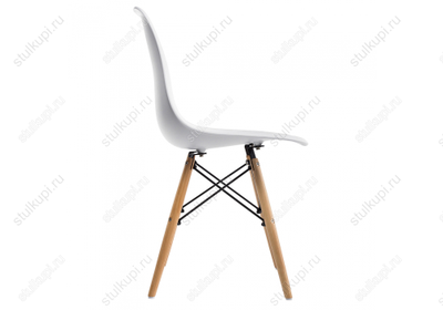 Стул Eames PC-015