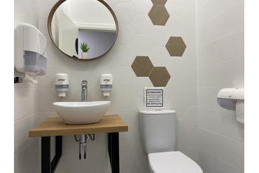 Чистые санузлы со всем необходимым