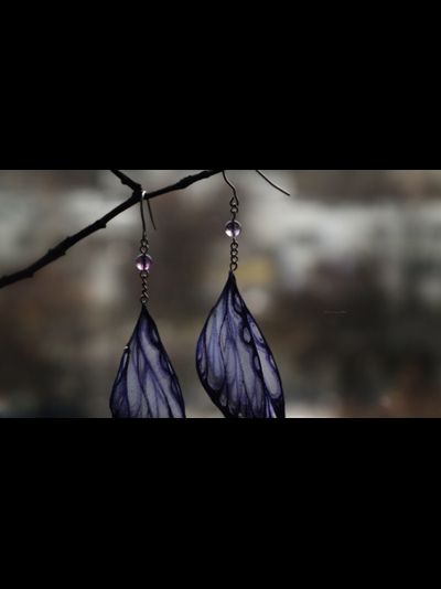 Волшебные серьги "Крылышки Феи Баклажанницы" (натуральный флюорит, шёлк)