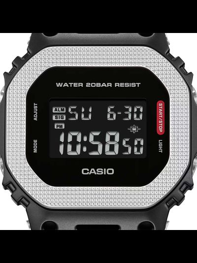 Часы Casio G-Shock GM-5600BM-1A