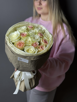 Букет из  розы микс,15 шт