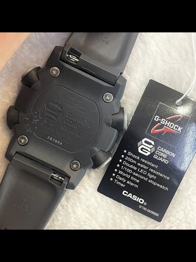 Часы Casio G-Shock GA-2000HD-8A